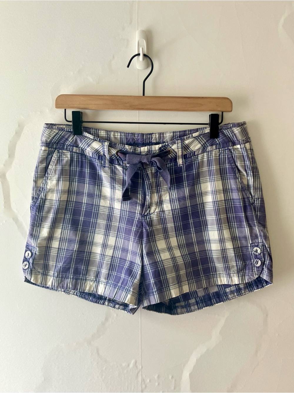 BUM EQUIPMENT Plaid Mid Rise Shorts